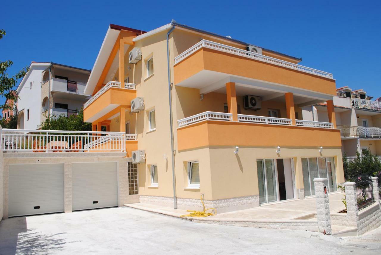 Ciovo Apartments โตรกีร์ ภายนอก รูปภาพ