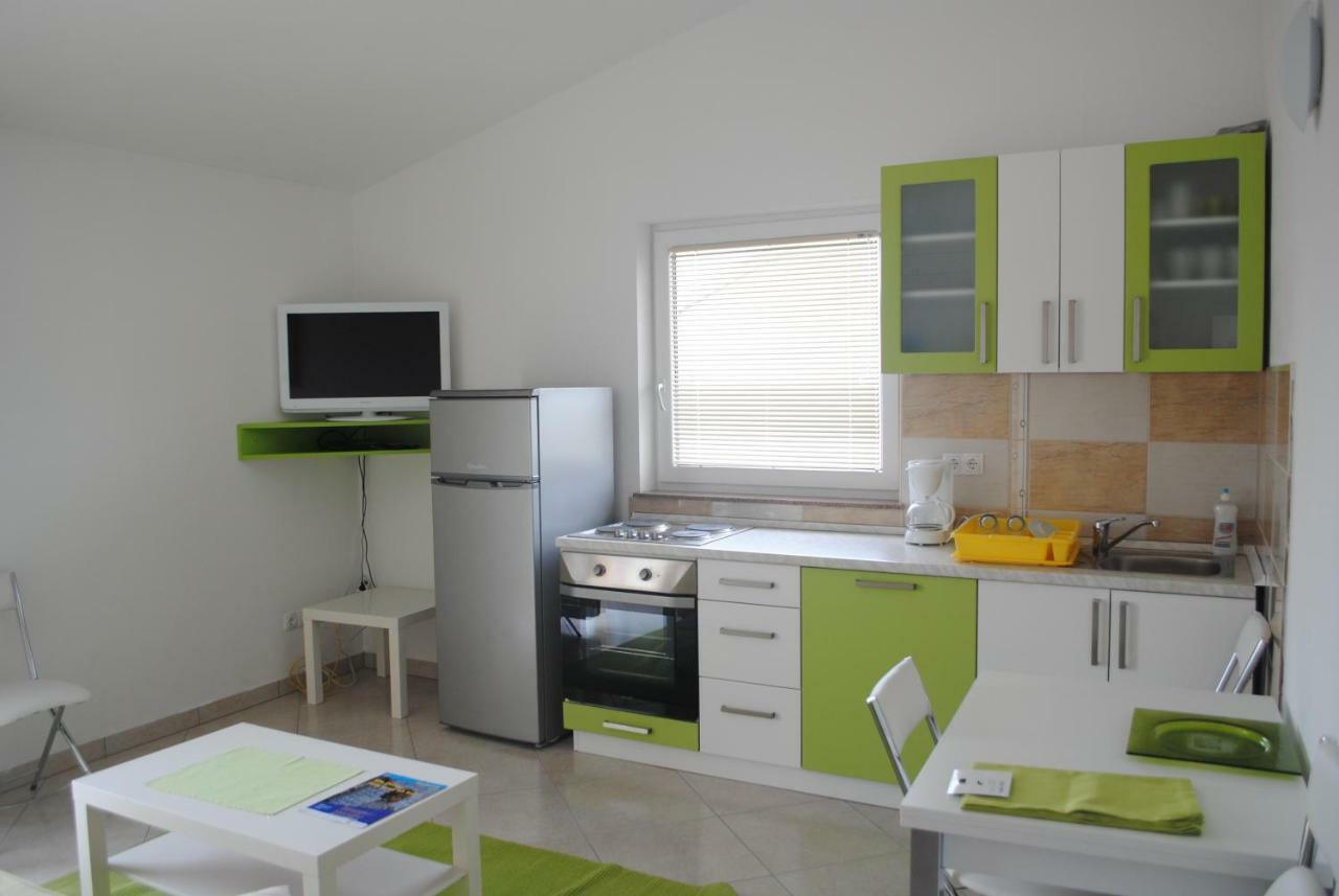 Ciovo Apartments โตรกีร์ ภายนอก รูปภาพ